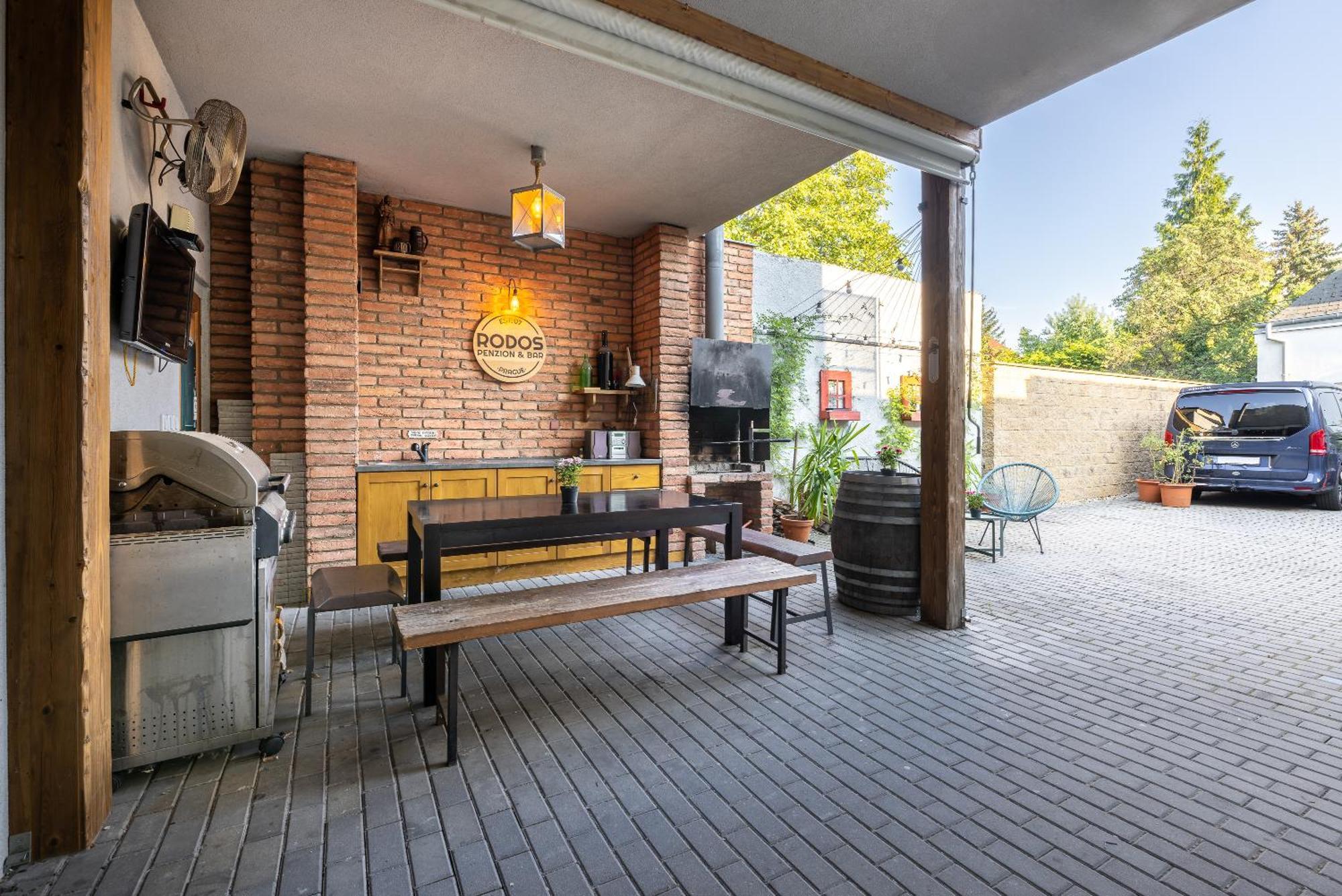 Penzion Rodos - Cafe Prague Exterior photo